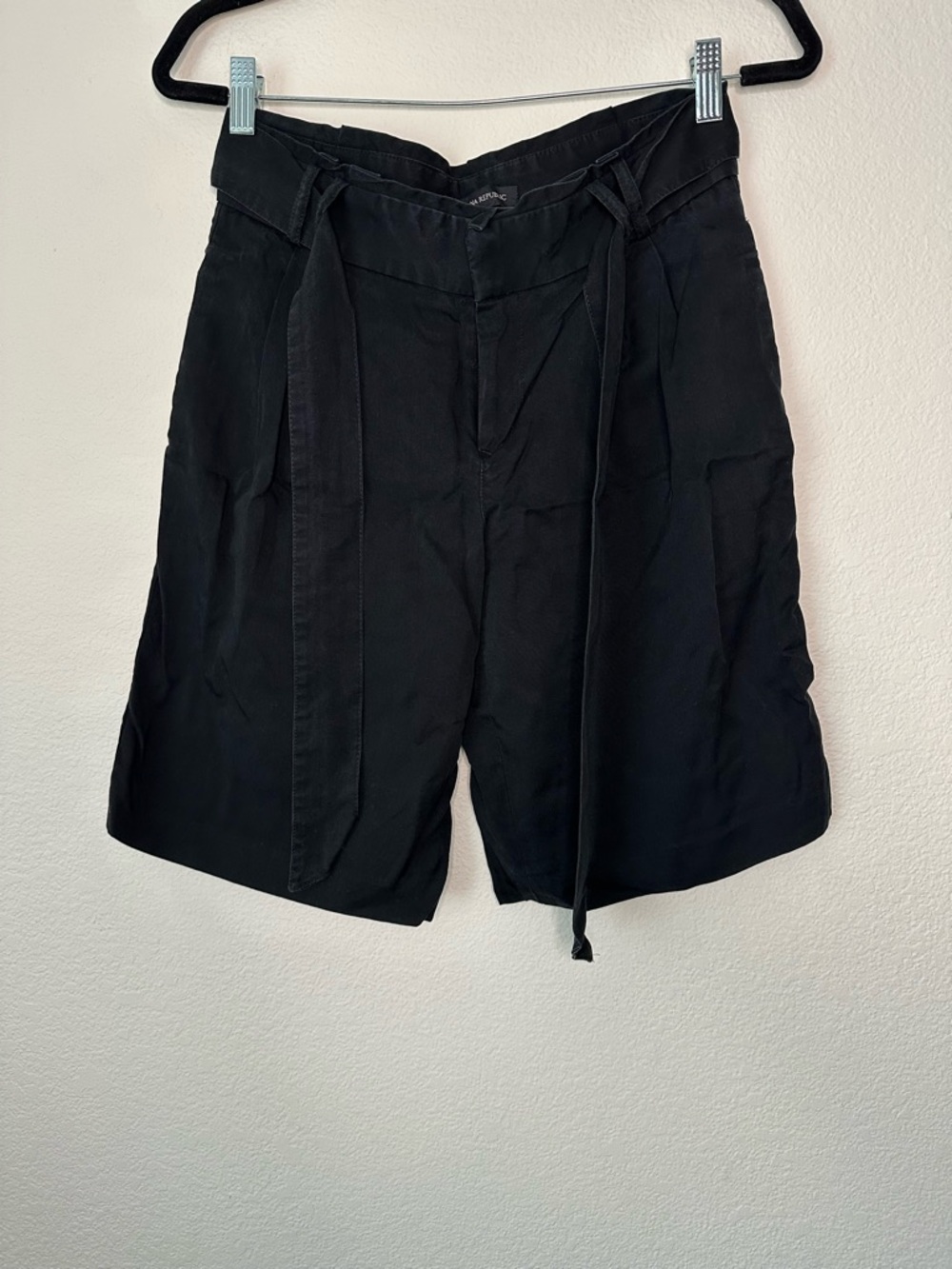 Banana Republic High Waist Belted Pockets Shorts Black Size 0